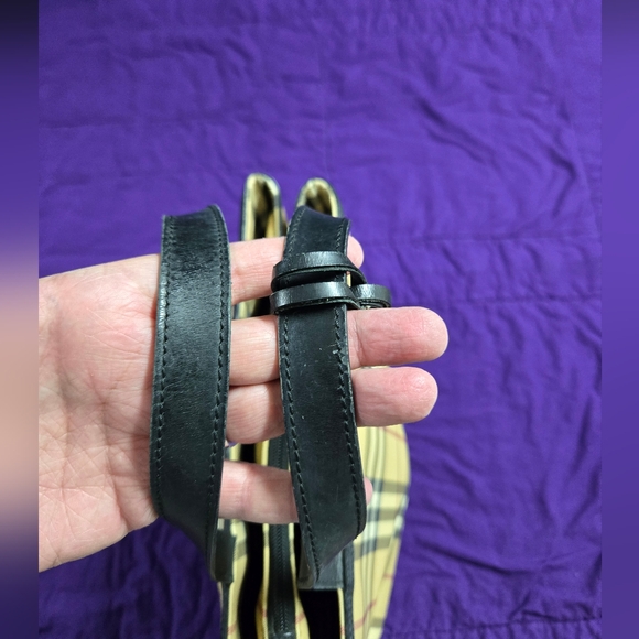 EUC NOVA CHECK BURBERRY PVC VINTAGE TOTE - Picture 12 of 12